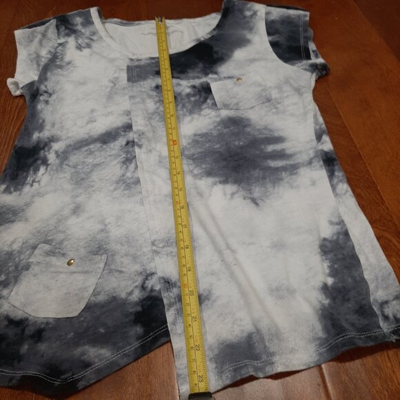 Asymmetrical artsy tie dye y2k relaxed fit top - Picture 9 of 11